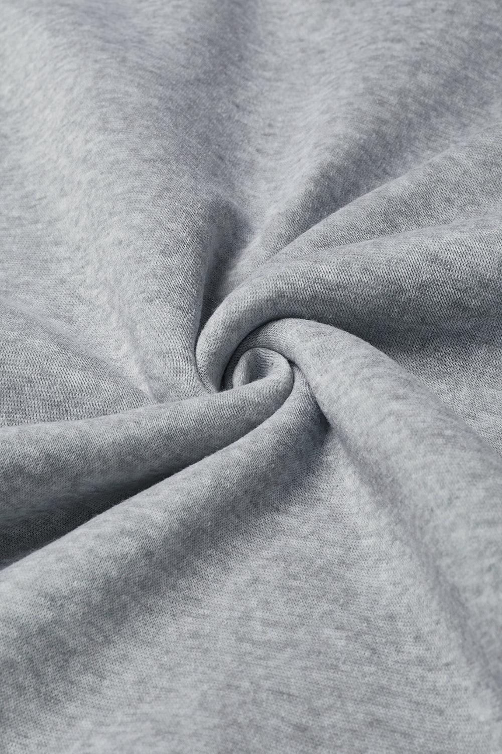 Hooded sweatshirt with a loose and casual design